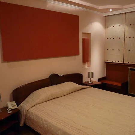 Ustra Hotel 3*
