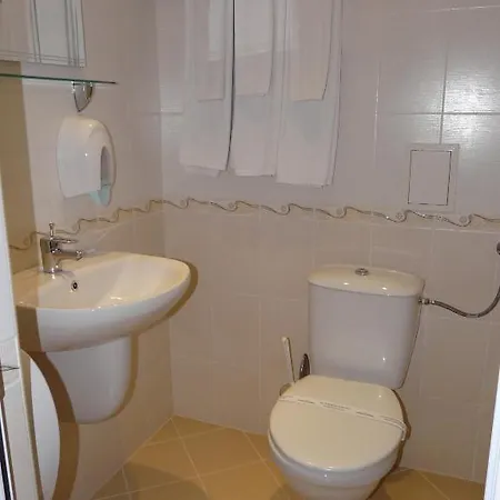Ustra Hotel Kŭrdzhali