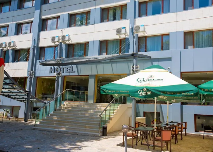 Hotel Ustra Kyrdżali
