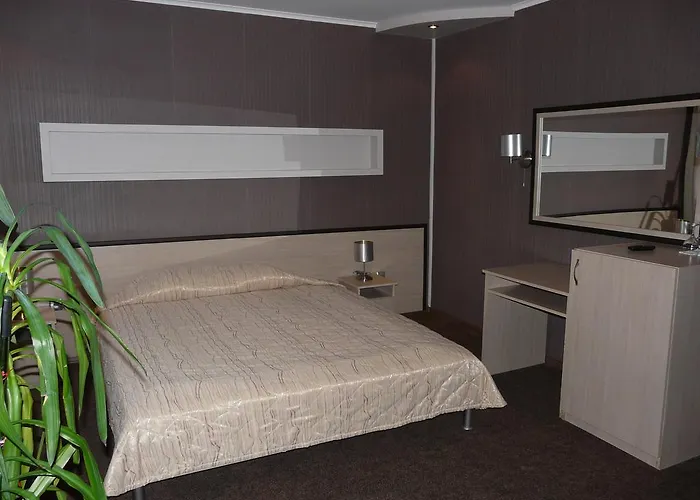 Ustra Hotel Kyrdżali