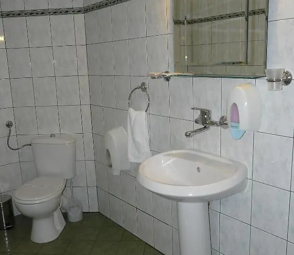 Hotel Ustra Kyrdżali